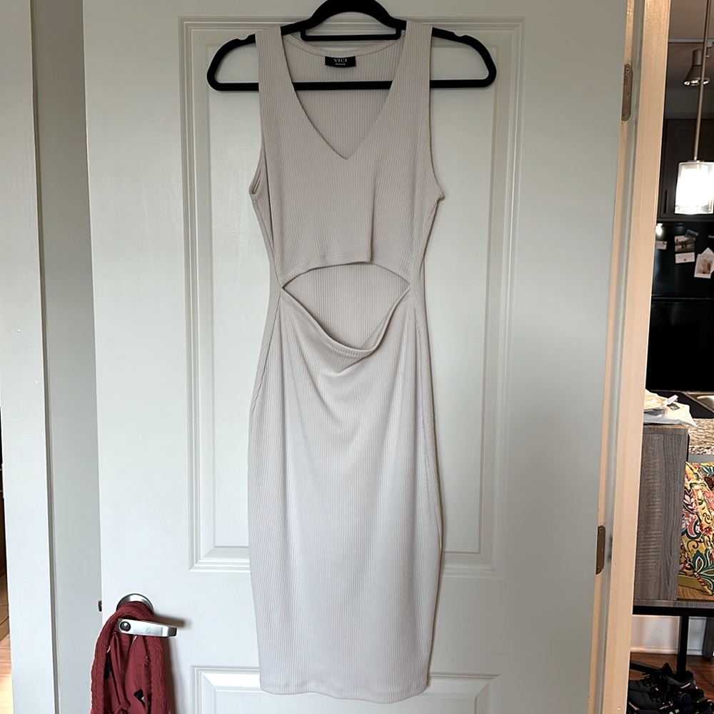 VICI midi dress size medium